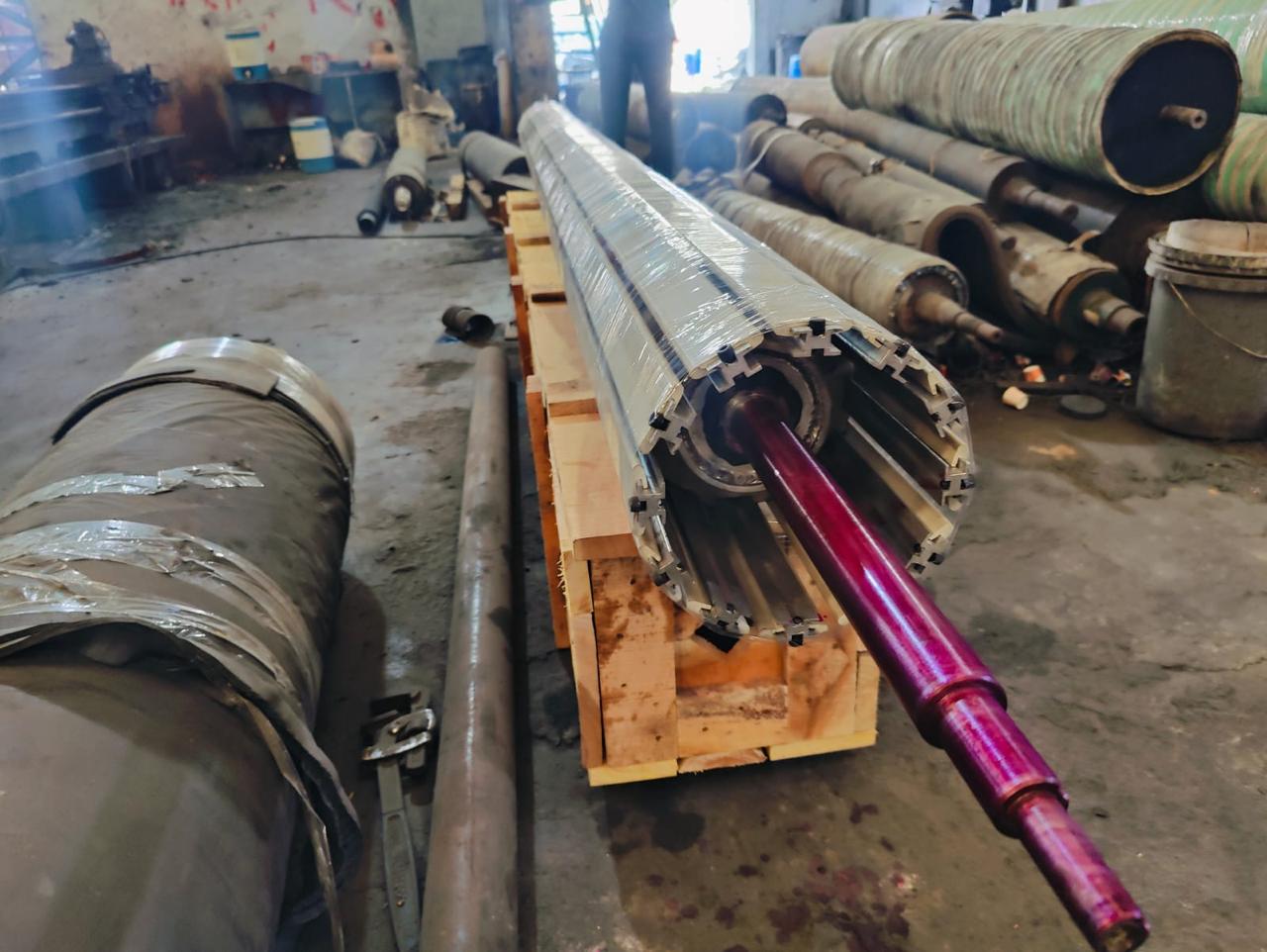 DYNAMIC BALANCING OF ROLLERS